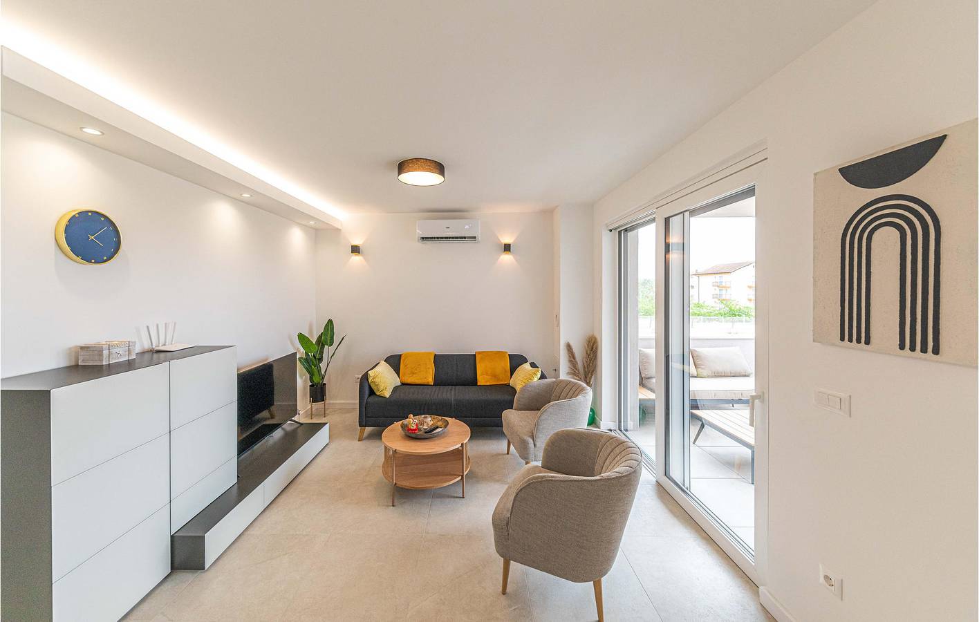Ganze Ferienwohnung, Ferienwohnung für 6 Personen mit Pool in Kastel Novi, Kaštela