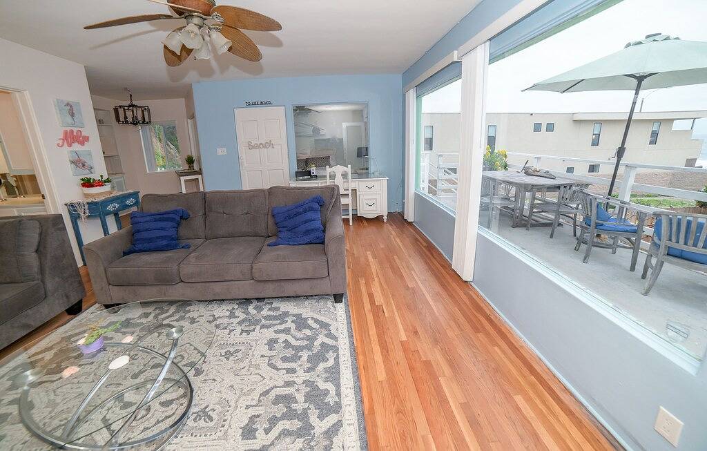 Beachfront Cottage On The Water Two Bedroom One Bath Upper Unit in Oceanside, San Diego County