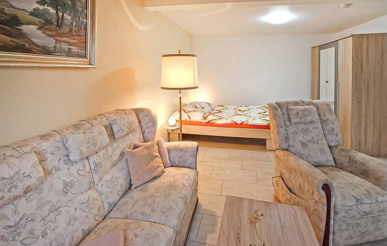 Ganze Ferienwohnung, Seeterrasse Wohnung in Laage, Mecklenburgische Seenplatte