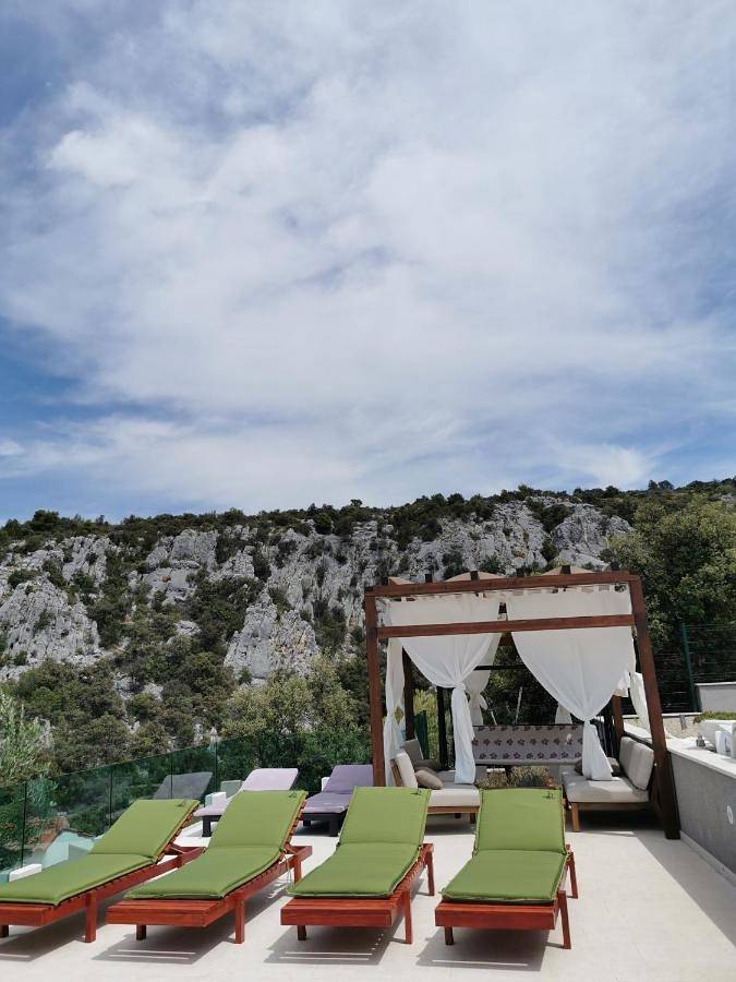 Villa pour 12 personnes, avec jardin ainsi que vue et piscine à Sevid - 2