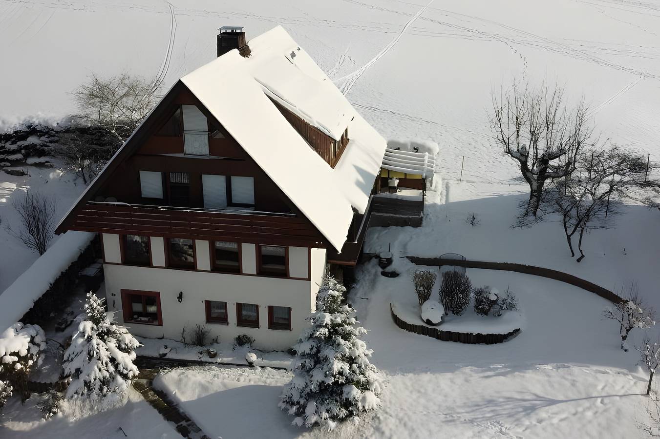 Appartamento intero, Appartamento '3-zi-fewo' con vista montagna, terrazza condivisa e Wi-Fi in St. Margen, Sudschwarzwald