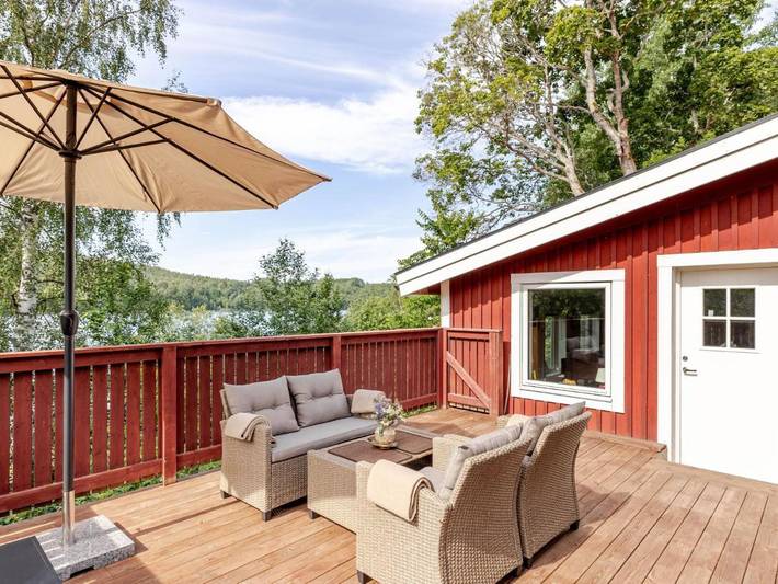 Ferienhaus für 5 Personen, mit Terrasse und Seeblick in Nordschweden