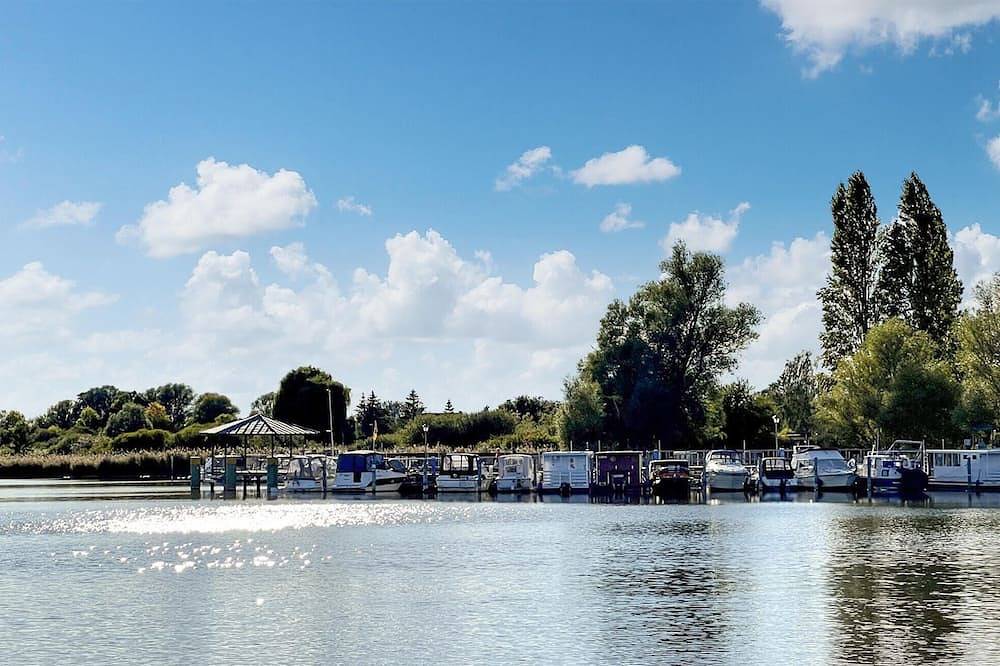Schönes Schiff im Beetzsee mit Küche in Beetzsee, Westhavelland