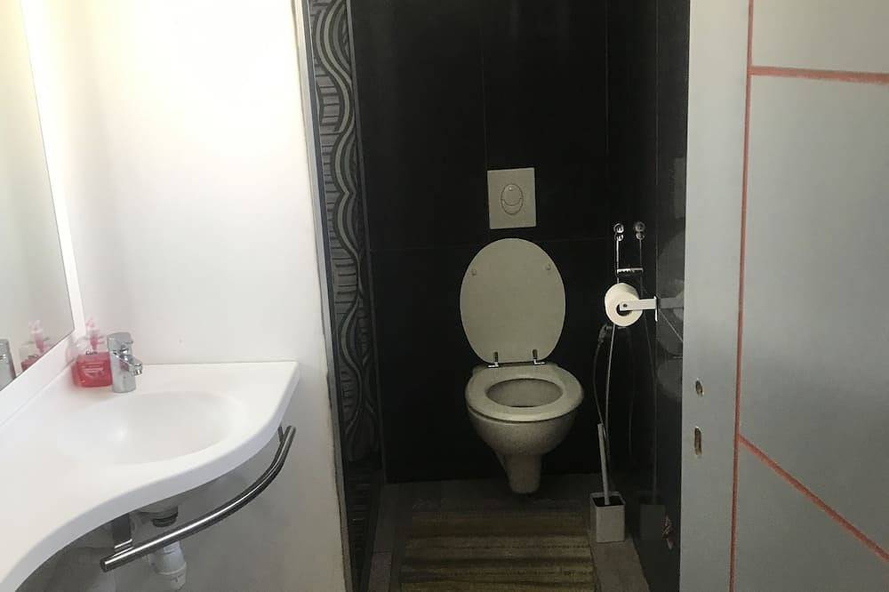 Apartamento entero, Complete apartment on theiro 6 in Decize, Nièvre