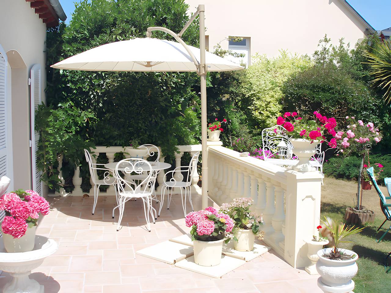 Chambre d’hôtes « Chez Marie-Christine - Les Fleurs » avec Wi-Fi in Cancale, Baie du Mont-Saint-Michel