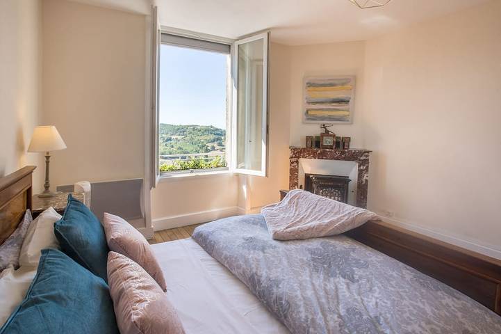 Gîte pour 4 personnes, avec terrasse à Ayen - 3