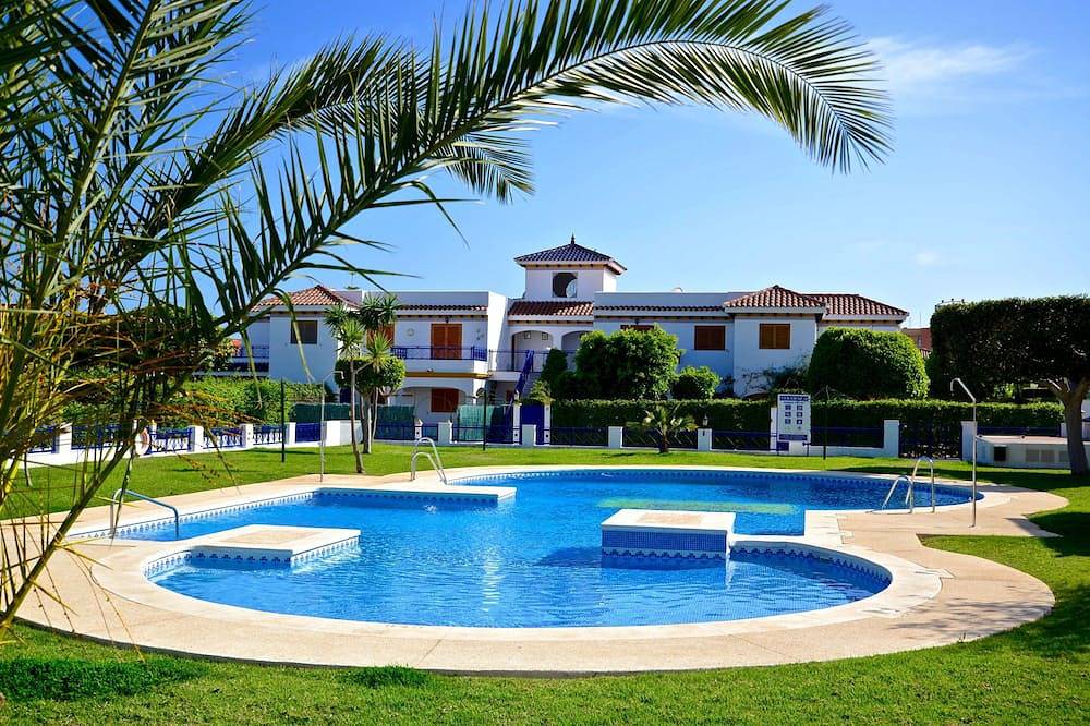 Ganze Wohnung, Sonnige Wohnung mit Balkon mit Meerblick, Strandnähe und Ausrichtung nach Süden in Vera, Costa de Almería