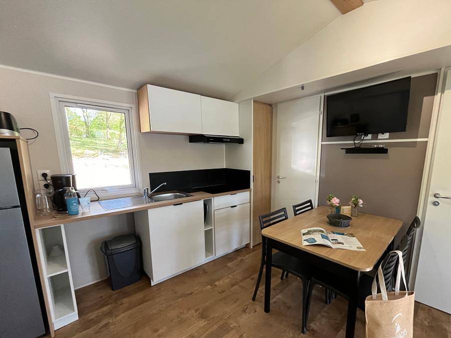 Camping du Bourbon-Lancy - Mobilhome 7 personnes - Mobilhome premium Tribu in Bourbon-Lancy, Région de Charolles