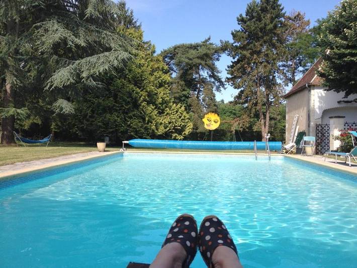 Location de vacances pour 10 personnes, avec piscine et jardin à Francueil