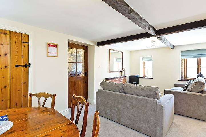 Cottage for 6 people, with garden and pool in Carsington Water