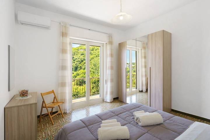 Entire apartment, Apartment 'Vista Mare A Due Passi Dal Sentiero Degli Dei' with Sea View, Wi-Fi and Air Conditioning in Pianillo, Agerola