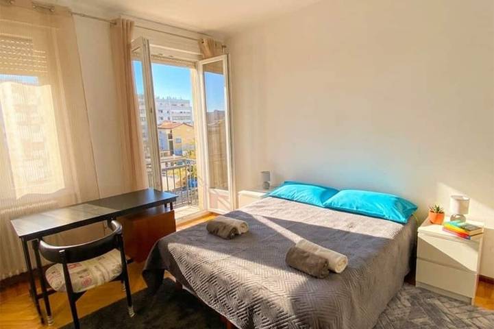 Ganze Wohnung, \"Valeri\" Vacation Rental in Sondrio - Peaceful Stay Near City Center in Sondrio (Stadt), Sondrio