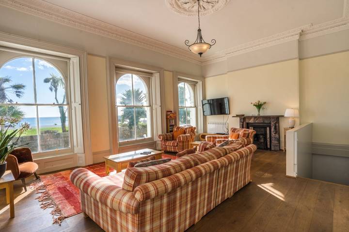 Gîte pour 9 personnes, avec jardin, animaux acceptés à Plymouth - 2