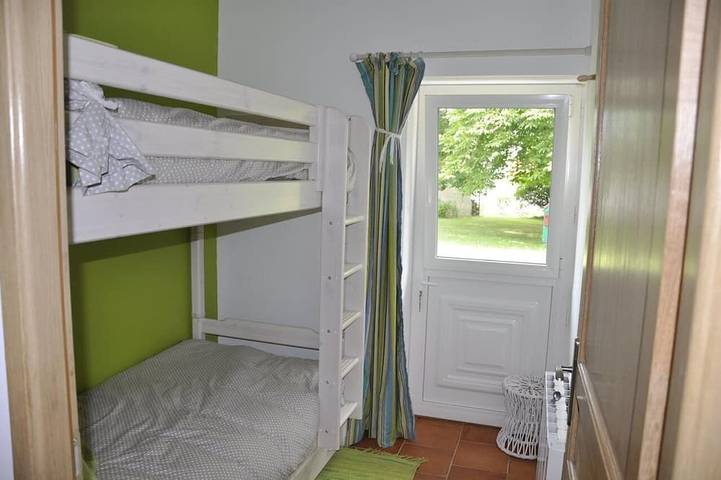 Gîte pour 4 personnes, avec jardin à Pessac - 3