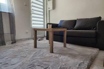 Appartement De Vacances pour 2 Personnes dans Bourgoin-Jallieu, Région de La Tour-du-Pin, Photo 4