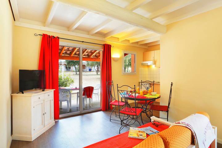 Ferienhaus für 4 Personen, mit Pool und Sauna in Südfrankreich