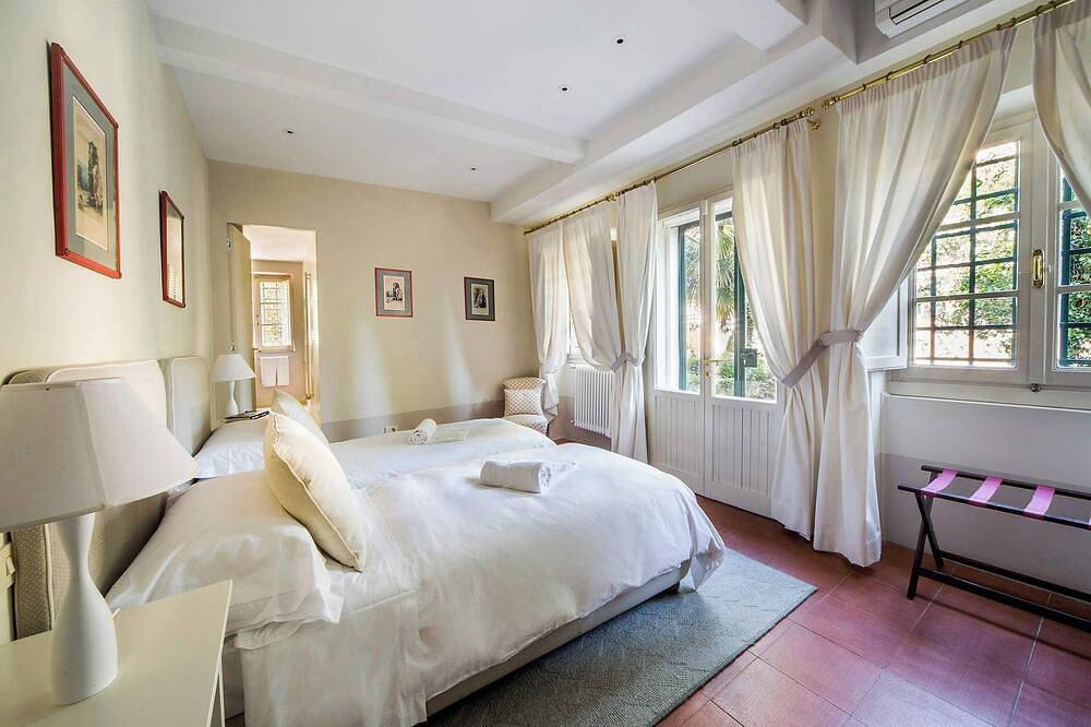 5Br Villa 1 Mile From Dt Florence, W/ Heated Pool! in Comune di Galuzzo (1861-1865), Florence