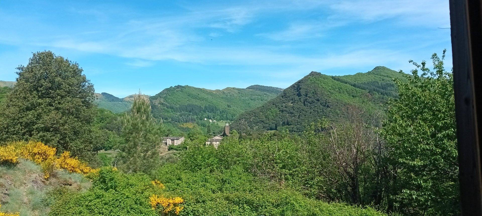 Chalet 'En Cévennes' with Mountain View, Private Pool and Private Terrace in Saint-André-de-Valborgne, Cévennes