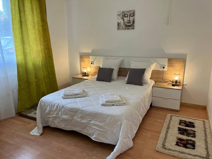 Hôtel pour 4 personnes, avec jardin dans Beaurepaire-en-Bresse - 4