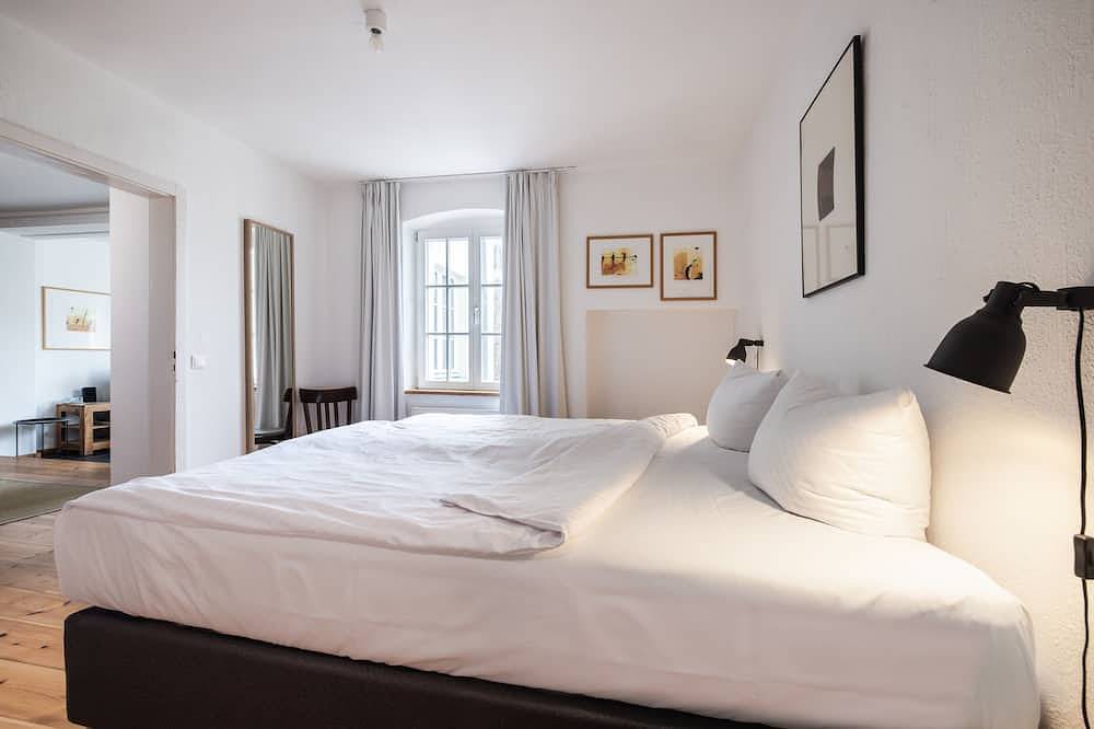 Ganze Wohnung, Remise Eg - Gartenwohnung mit Kaminofen und Terrasse in Plötzin, Werder