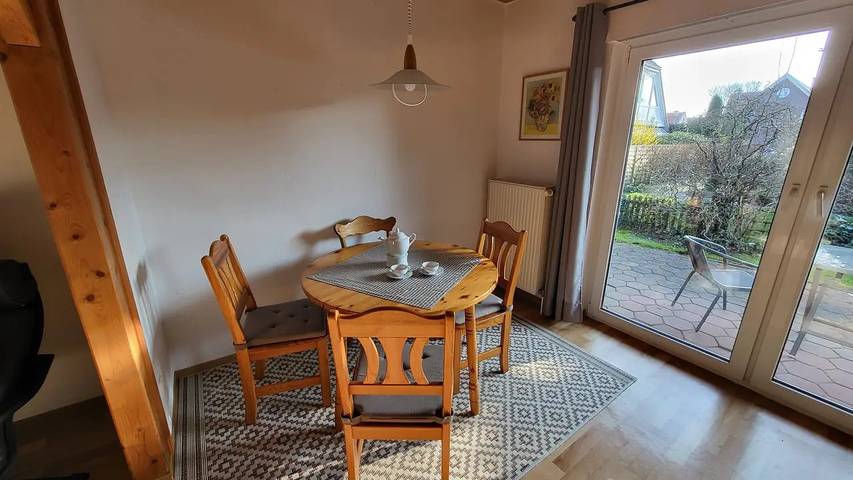 Ferienhaus für 5 Personen, mit Balkon in Greetsiel - 2