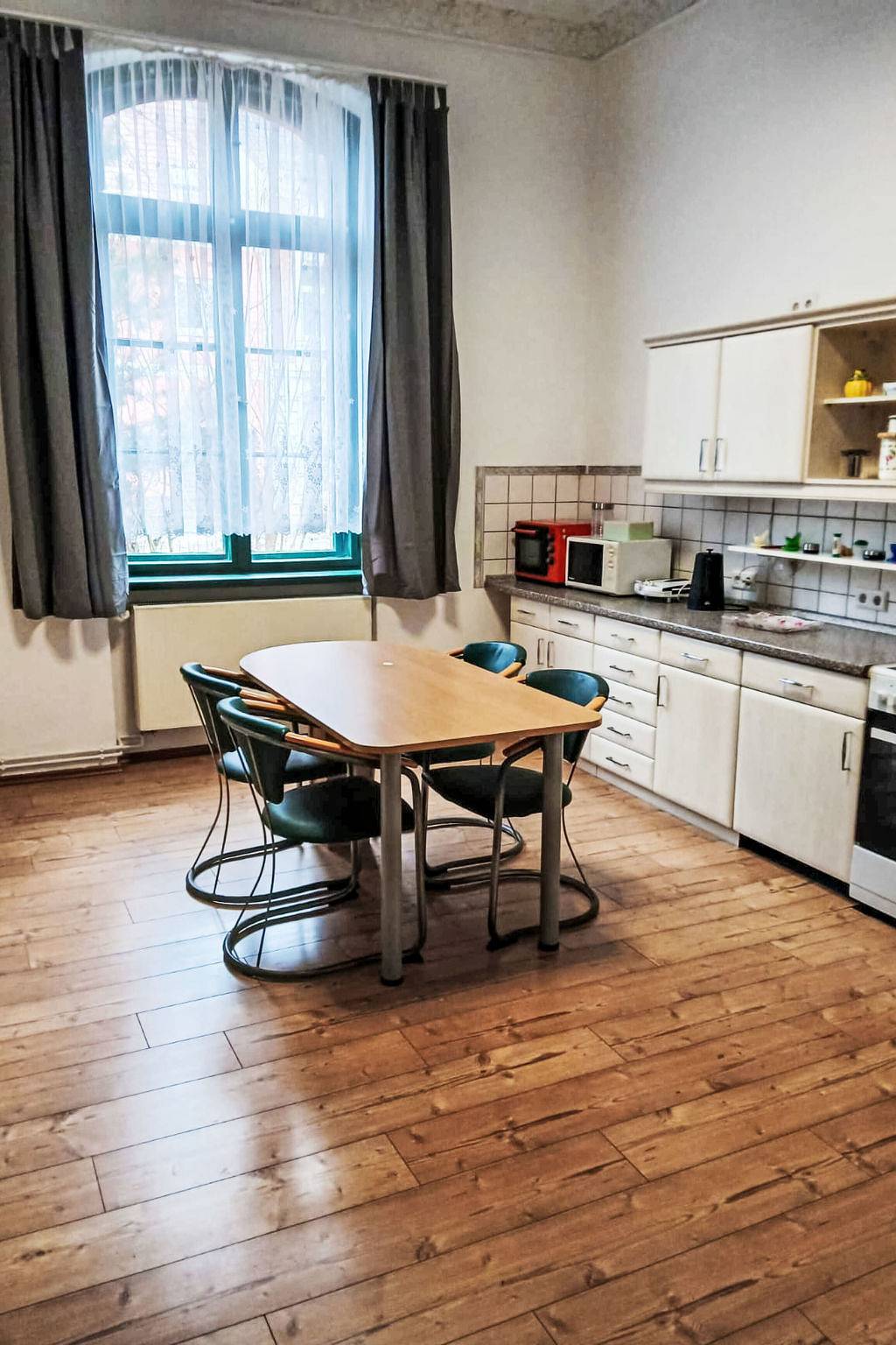 Entire apartment, Appartement mit eigenem Parkplatz 2 in Jüterbog, Fläming Heath