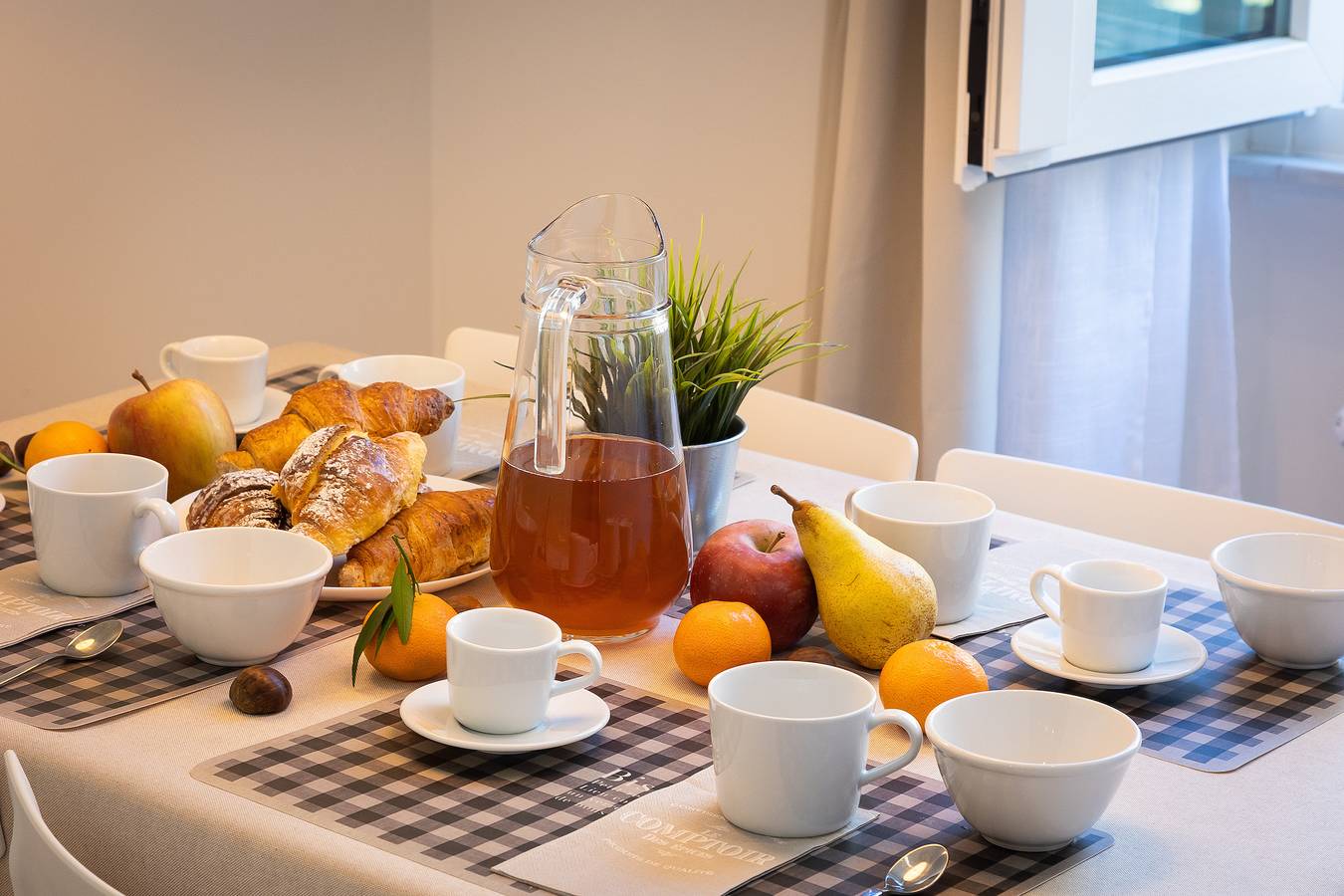 Entire apartment, Apartment 'Trilocale' close to City Centre with Wi-Fi in Rome City Center, Rome
