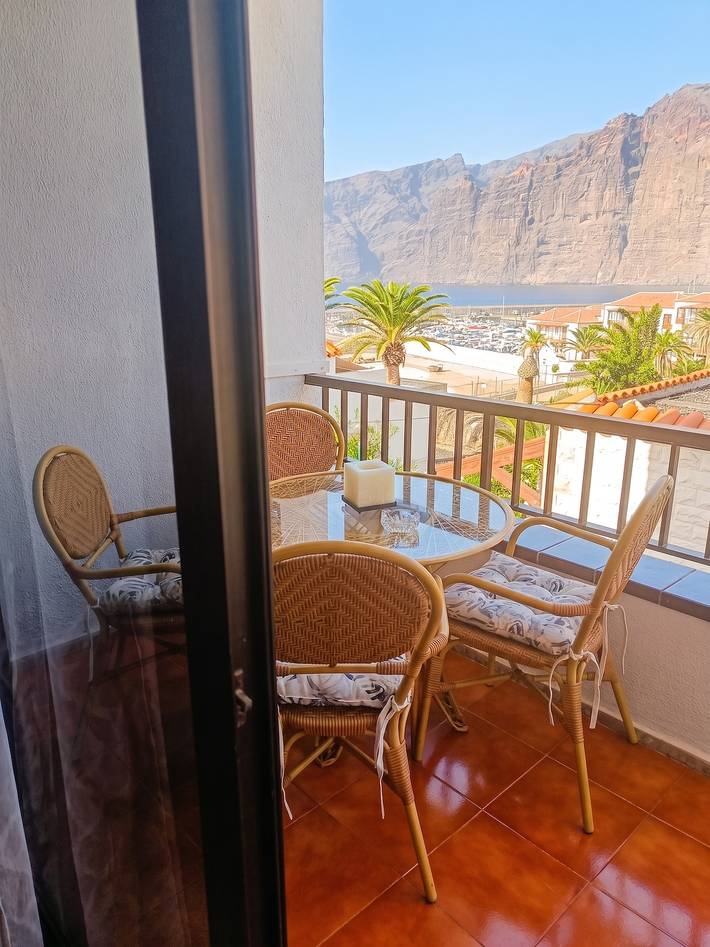 Bungalow cómodo en Santiago del Teide - 60 m² con balcón in Playa de los Guíos, Santiago del Teide