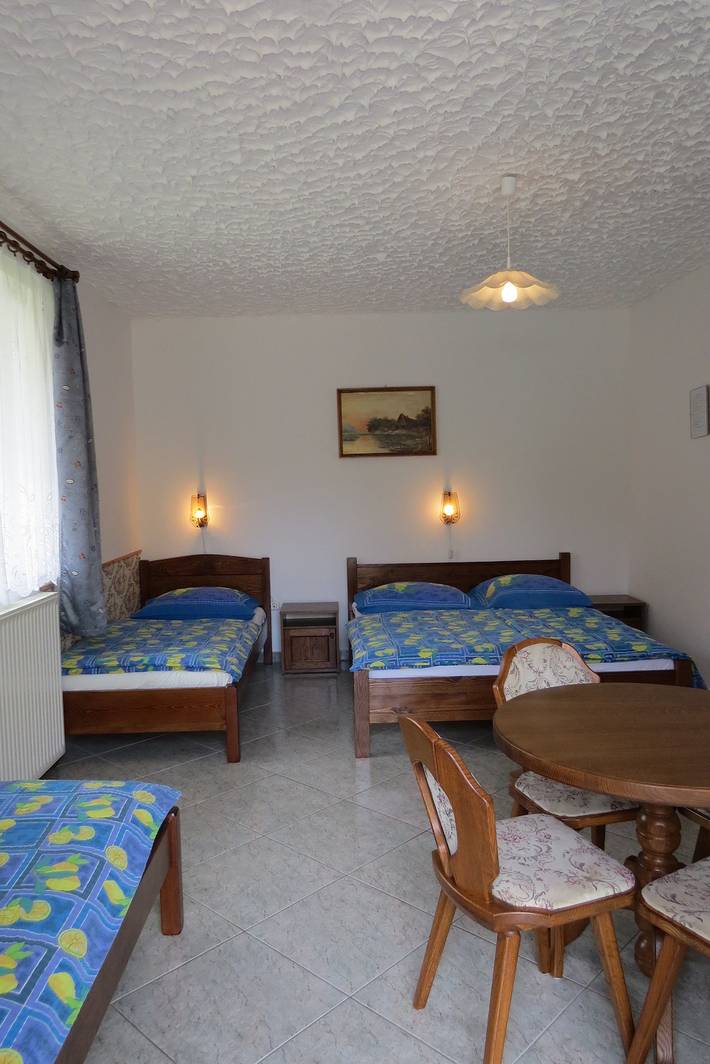Ganze Ferienwohnung, 4 fös apartman in Balatonlelle, Plattensee Südufer