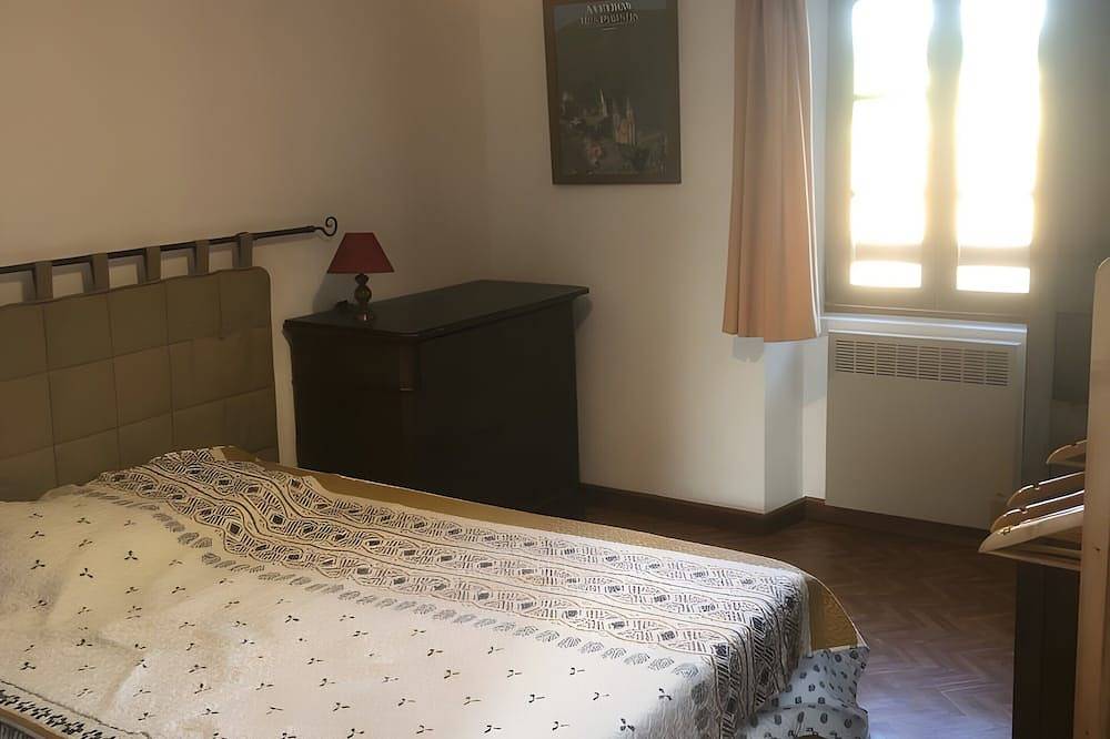 Gîte Du Cayrou : terrasse privée, jardin, Wi-Fi, idéal famille à Bournazel in Bournazel, Aveyron