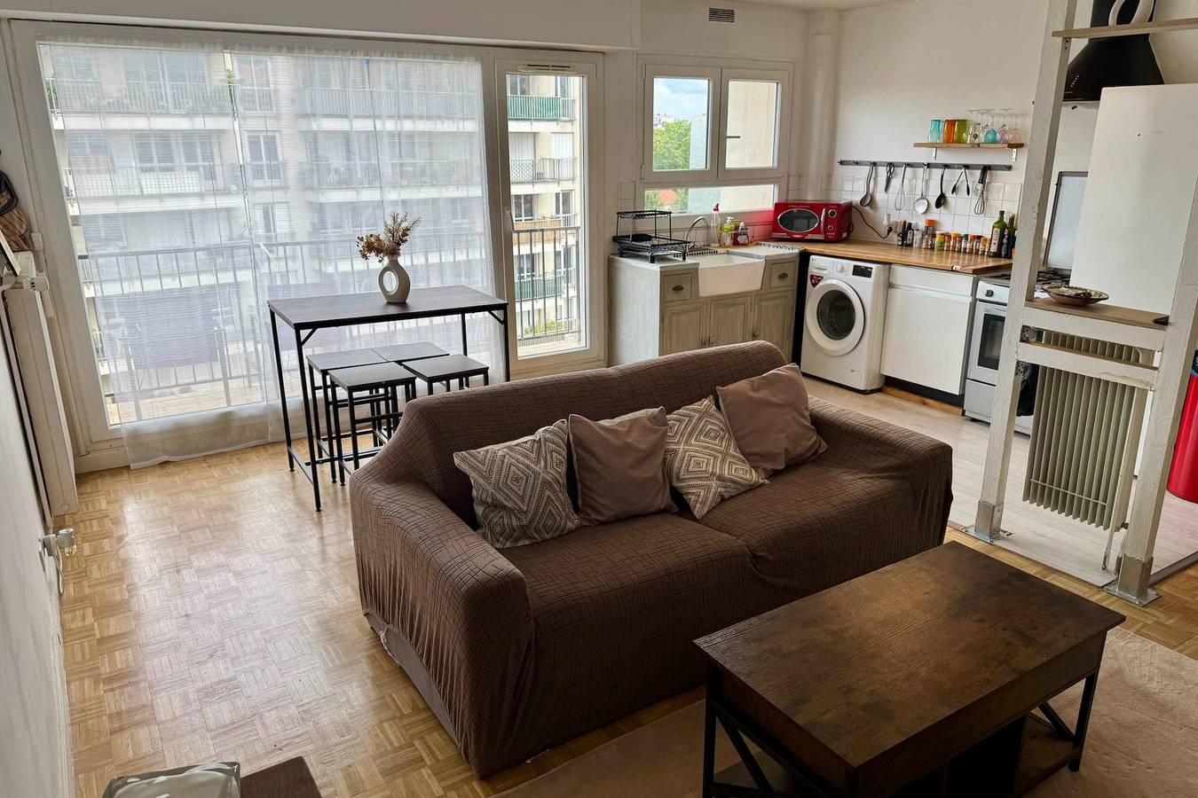 Apartamento entero, Pleasant 2P with balcony & Eiffel Tower view in Malakoff, Altos del Sena