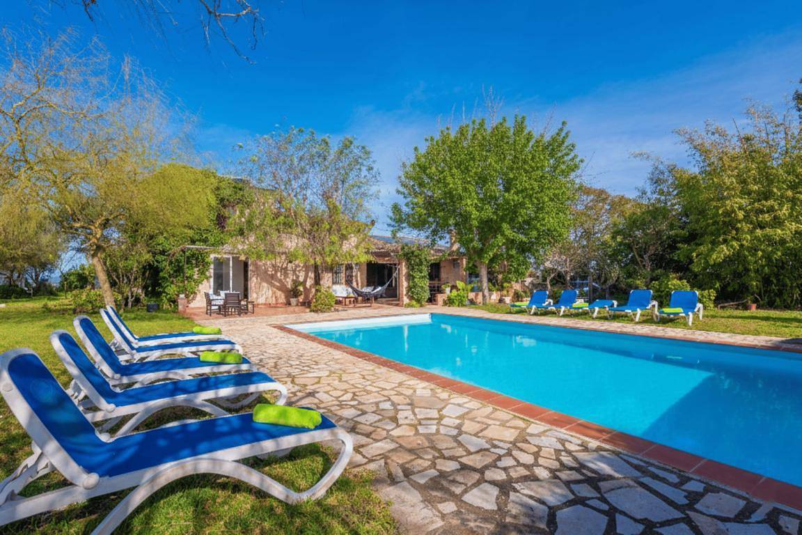 Mirabo - Villa with private pool and free Wifi in Manacor, East Majorca