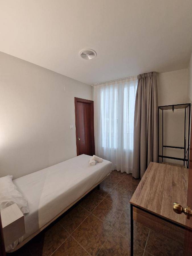 Gîte pour 2 personnes, avec balcon et vue à Huesca - 2