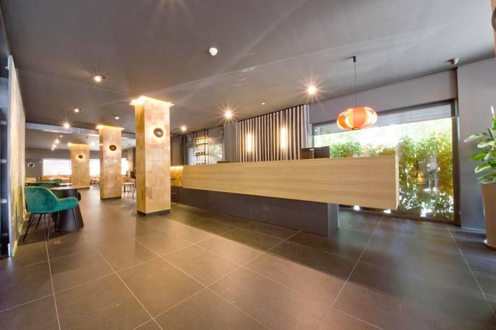 Hôtel pour 10 personnes, avec Jacuzzi ainsi que Terrasse et Sauna à Granollers