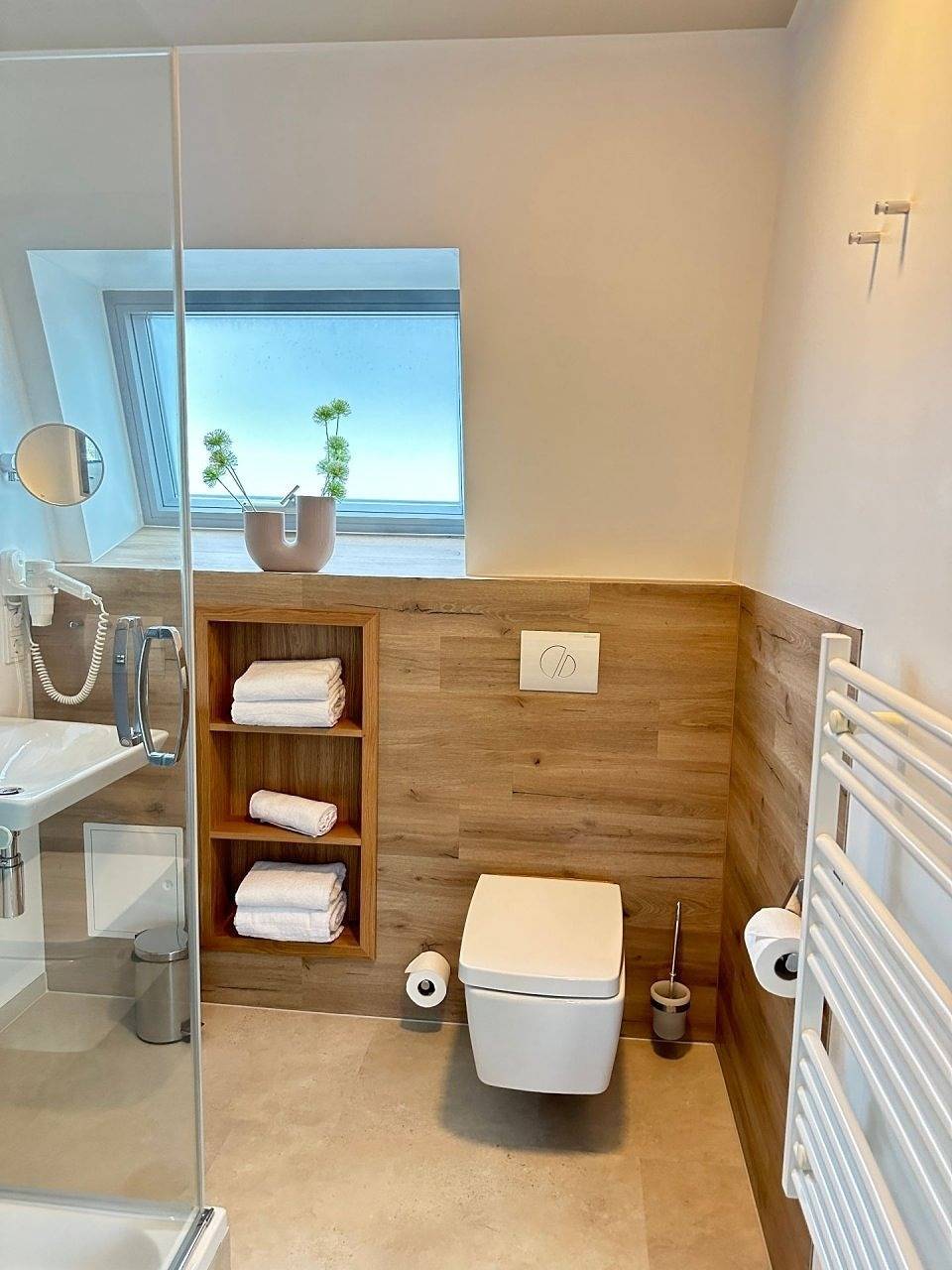 Ganze Ferienwohnung, Appartment Seeblick 9 2.Og Grundbelegung 4 Pers. in Geierswalde, Elsterheide