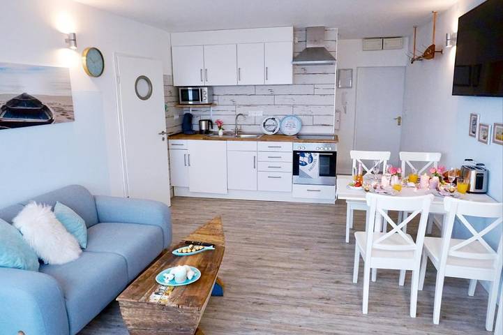 Ferienwohnung für 4 Personen, mit Balkon/Terrasse und Sauna sowie Balkon und Meerblick in Sahlenburg - 4