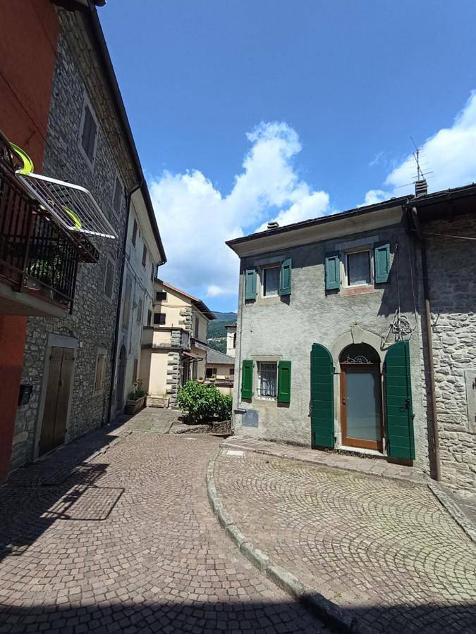 Location de vacances pour 4 personnes, avec vue à Riolunato