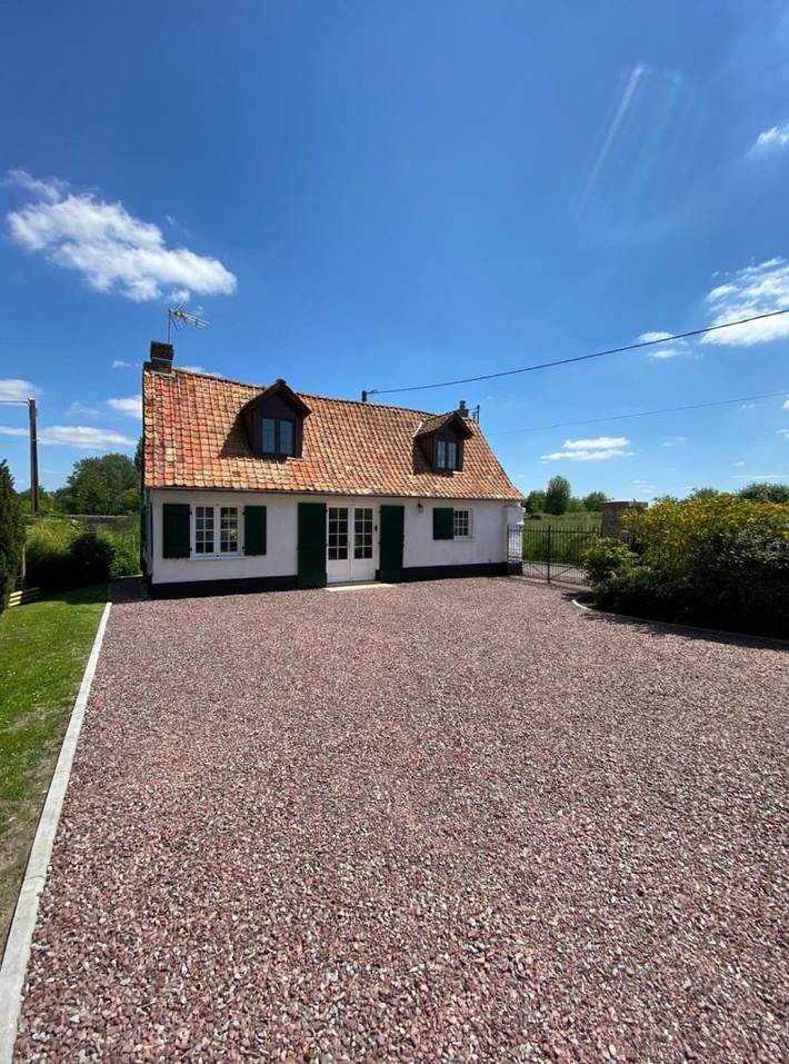 Gîte pour 7 personnes, avec terrasse et jardin