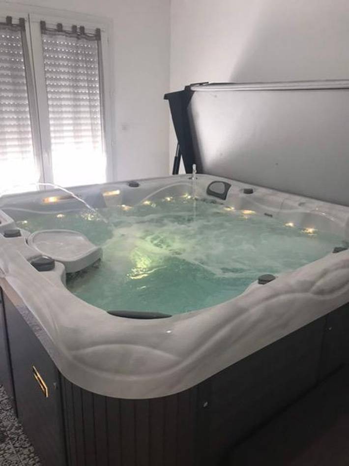 Location de vacances pour 7 personnes, avec jacuzzi et jardin à Bréville-sur-Mer - 3