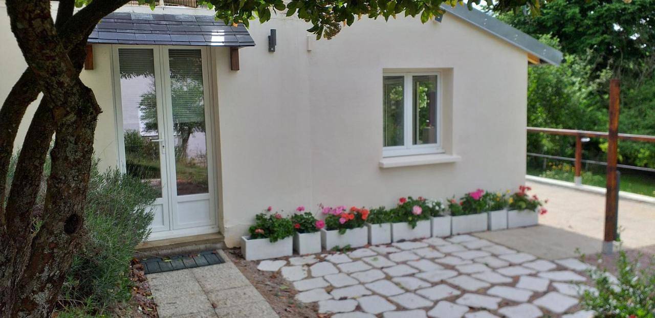 Appartement entier, Le pin bleu in Pérassay, Région de La Châtre