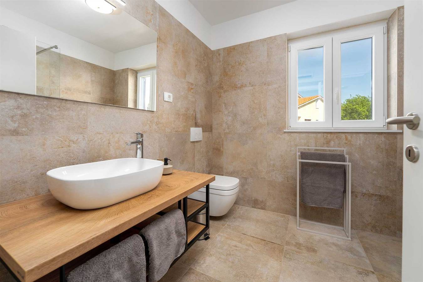 Casa Philu in ruhiger Lage mit herrlicher Aussicht in Presika, Ostküste Istrien