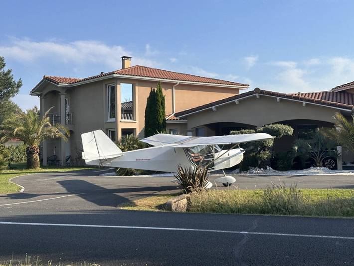 Location de vacances pour 2 personnes, avec piscine ainsi que jardin et jacuzzi à Biscarrosse - 2