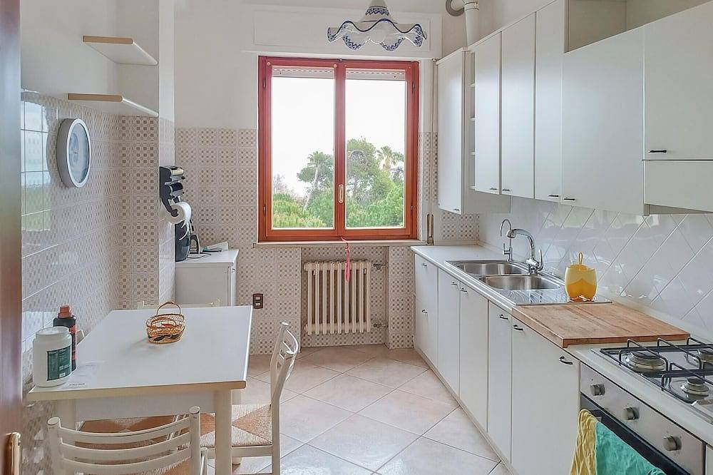 Entire apartment, Gorgeous apartment in Montesilvano in Montesilvano, Adriatic Coast Abruzzo