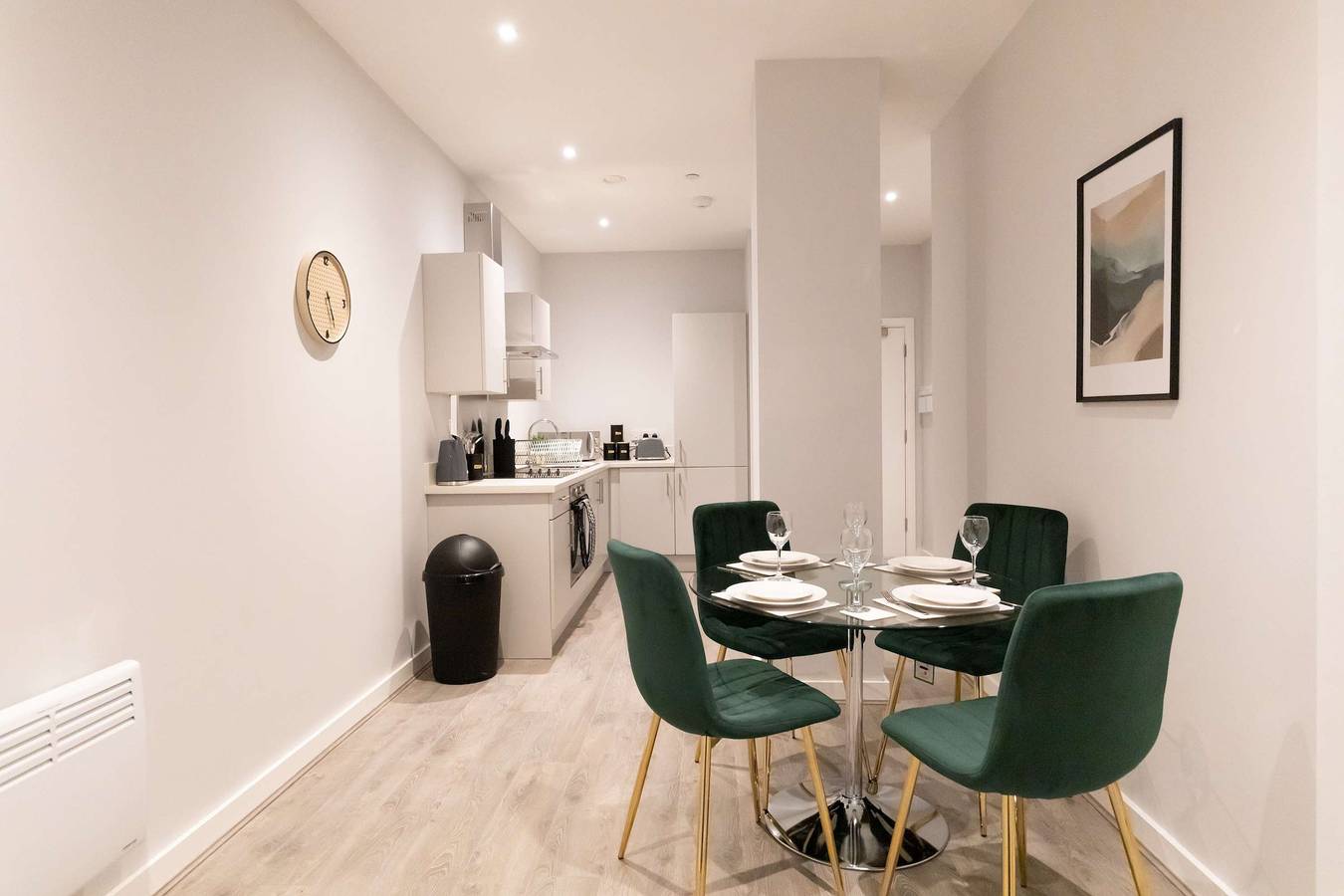 Geheel appartement, Convenient 2 Bed Apartment in Waterloo, Liverpool in Merseyside