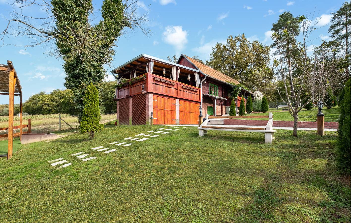Charmant appartement met zwembad, barbecue en op 2 km van de rivier de Krapina in Hraščina, Krapina-Zagorje