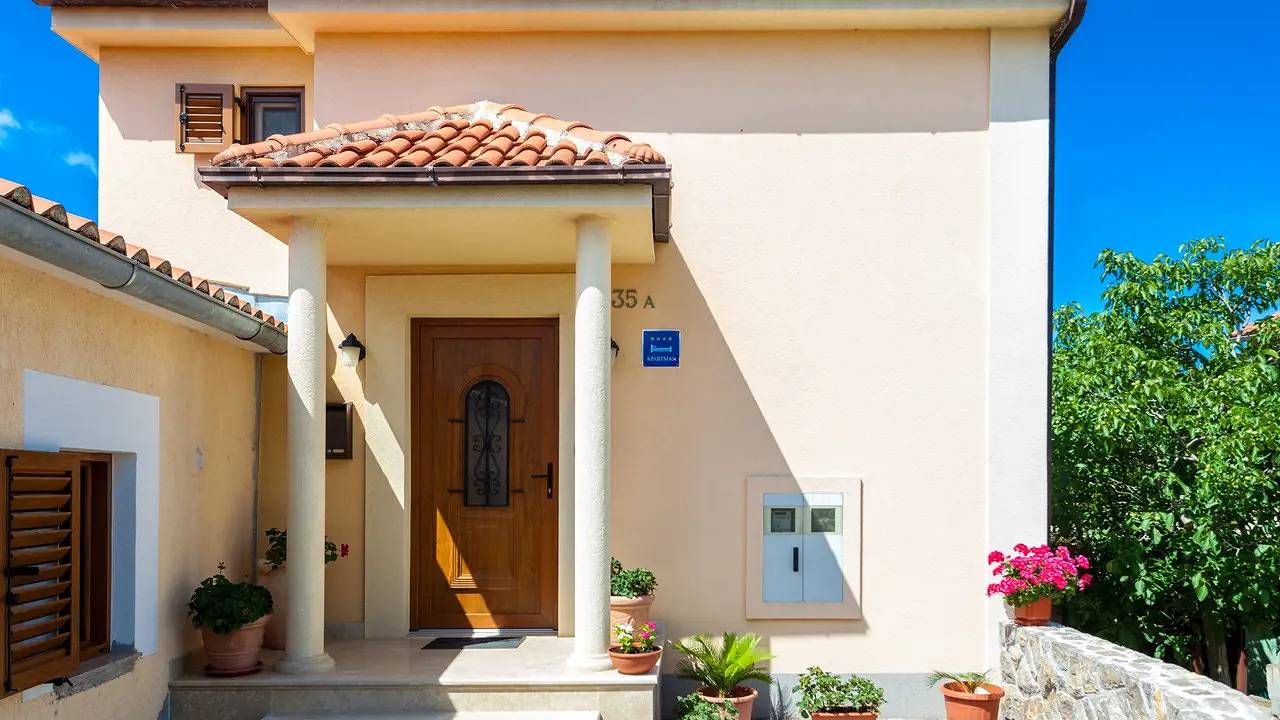 Appartamento vacanze a Porat a partire da 134€ a notte