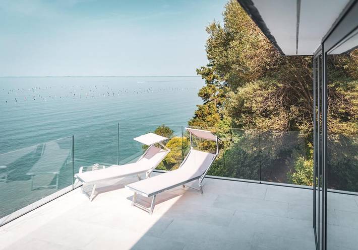 Ferienwohnung für 4 Personen, mit Garten und Ausblick in Triest