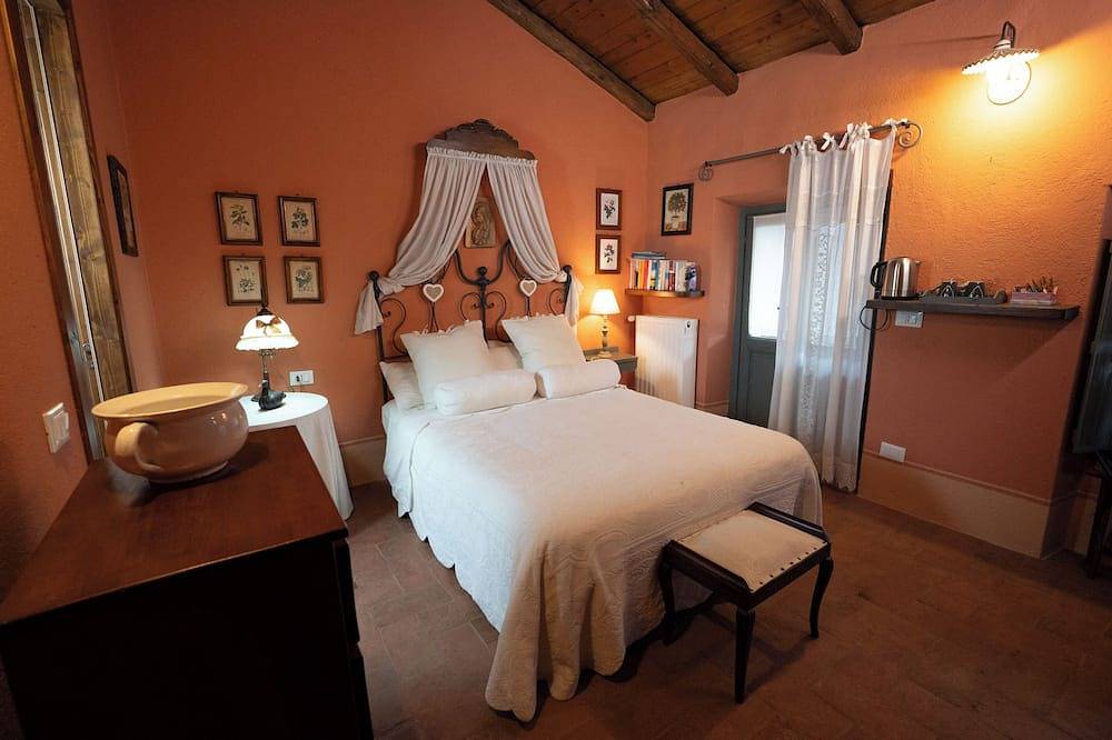 The Willow Bed & Breakfast - Room Tulip in Veruno, Gattico-Veruno