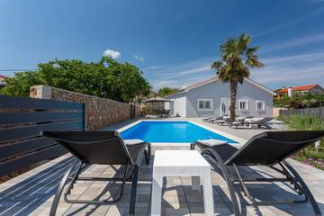 Ferienhaus für 8 Personen in Vrbnik, Krk, Bild 1