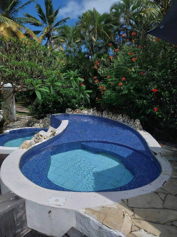 Charmantes Chalet mit Spa in Grand Bourg 25 m² in Guadeloupe